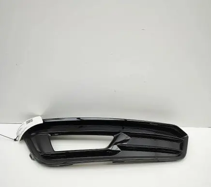 Ford Focus Front grill F1EB15A299C