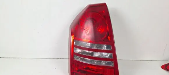 Chrysler 300 - 300C Rear/tail lights 04805854AE 04805853AE HSG4