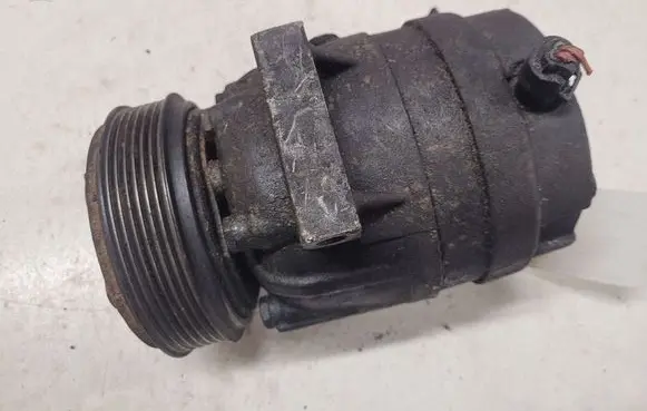 Renault Laguna II Air conditioning (A/C) compressor (pump) 1135320 071620524