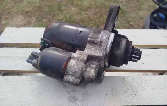 Audi A3 S3 8P Starter motor 