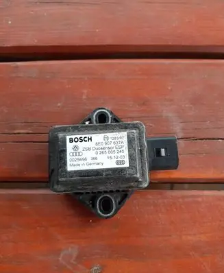 Audi A4 S4 B6 8E 8H ESP acceleration yaw rate sensor 8E0907637A