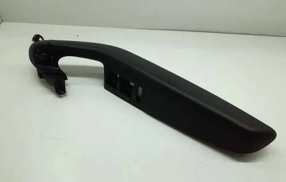 Front door card panel trim