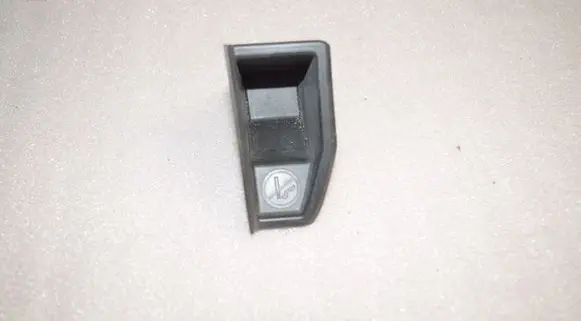 Mercedes-Benz E W211 Rear door ashtray 2118460606