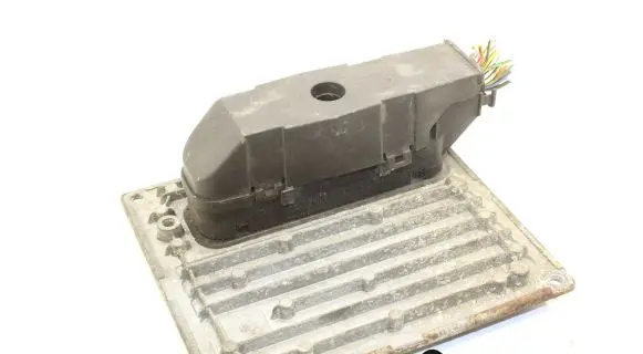 Ford Fiesta Engine control unit/module 4S6112A650SE
