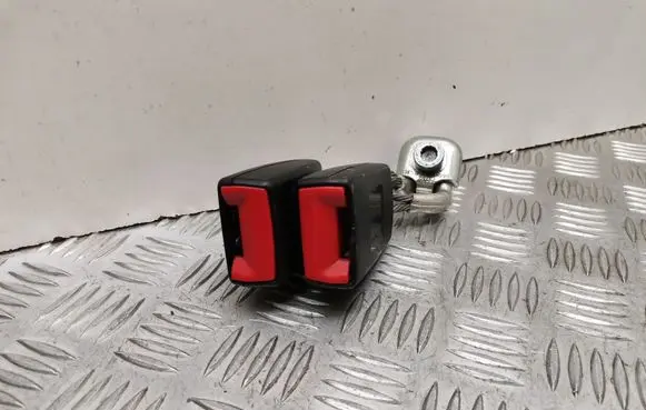 Seat Leon (1P) Rear seatbelt buckle 1K0857739H