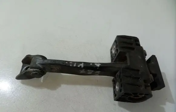 BMW 1 E81 E87 Front door check strap stopper 7070357