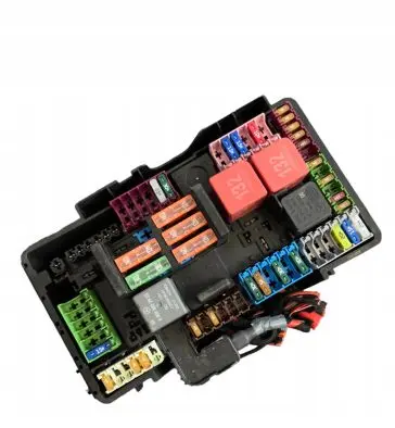 Mercedes-Benz C W205 Fuse box set A0009822923
