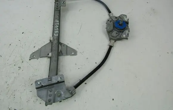 Peugeot 307 Rear door manual window regulator 