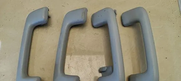 Citroen C-Crosser A set of handles for the ceiling 