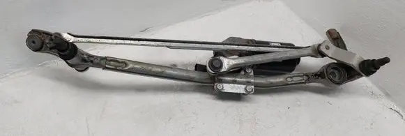 BMW 3 E90 E91 Front wiper linkage 697826301 40495912V