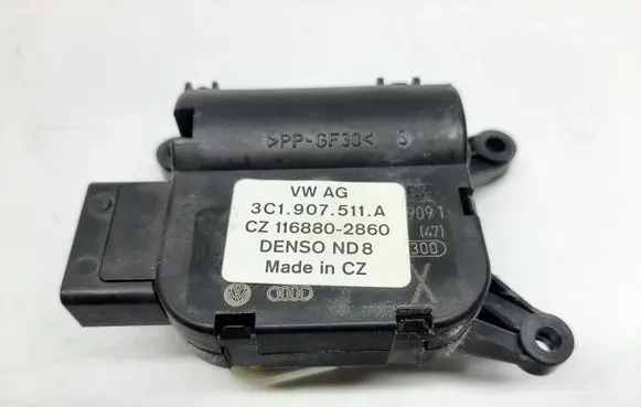 Volkswagen Golf Plus A/C air flow flap actuator/motor 3C1907511A