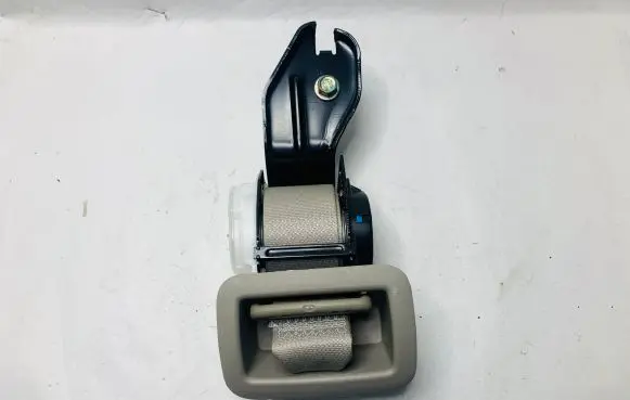 Mazda CX-7 Middle seatbelt (rear) C7046307