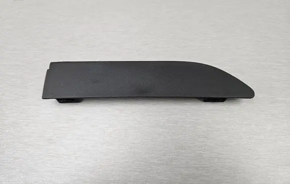 BMW X5 E53 Front tow hook cap/cover 8250413 51118250413