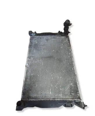 Audi A4 S4 B7 8E 8H Coolant radiator 8E0121049D PA66GF30