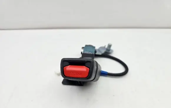 Lexus UX Rear seatbelt buckle 20319 2K01 20203