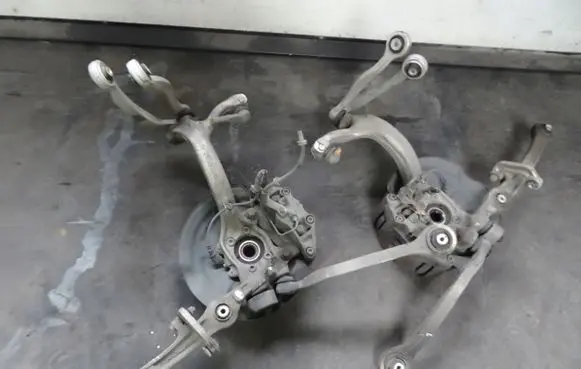 Audi A6 S6 C6 4F Front wheel hub spindle knuckle