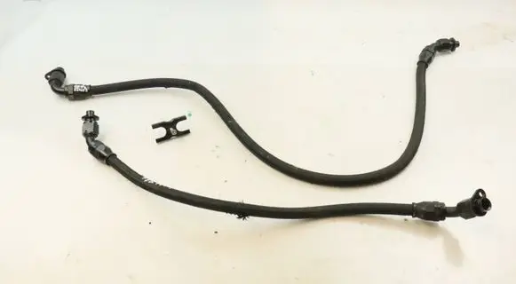BMW M4 F82 F83 Oil cooling pipe 2358290 2358291 17222358290