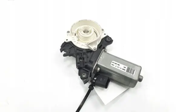 Audi A8 S8 D4 4H Front door soft close latching motor 4F0987060