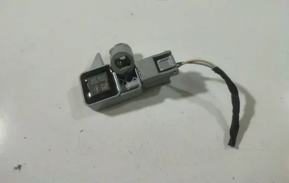 Renault Megane III Airbag deployment crash/impact sensor 988310002R