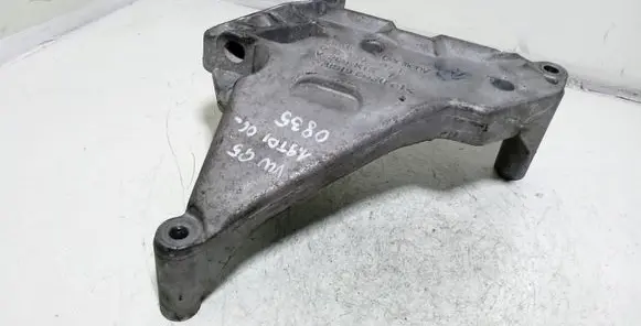 Volkswagen Golf V Engine mounting bracket 03G199207 03G199207F