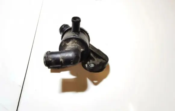 Skoda Superb B6 (3T) Engine coolant pipe/hose 03l121111s