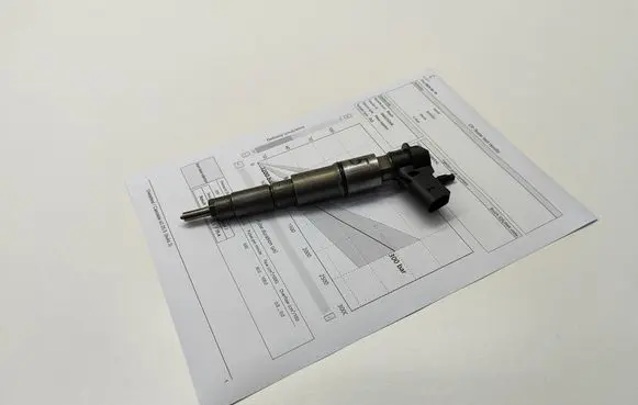Fuel injector
