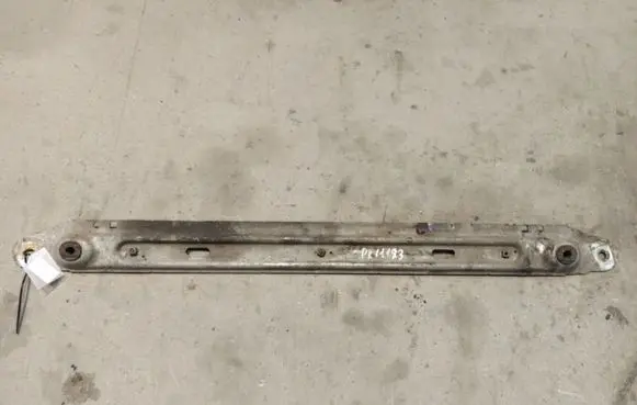 Citroen C4 I Picasso Radiator mount bracket 
