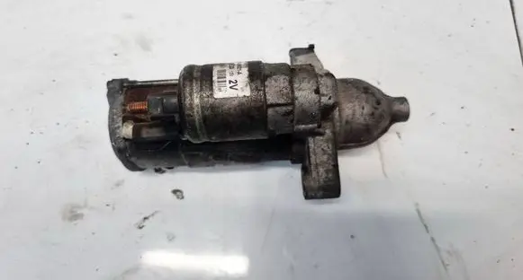Toyota Avensis T270 Starter motor 281000R021A
