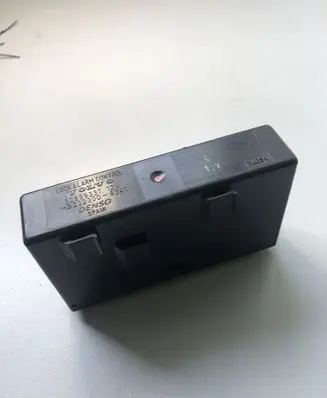 Volvo S40, V40 Alarm control unit/module 30889337 MB2323008341