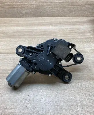 Volkswagen PASSAT B6 Rear window wiper motor 1K6955711C 0390201800
