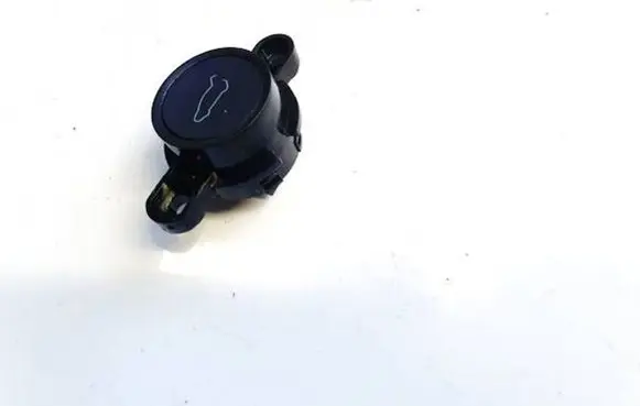 Tesla Model Y Tailgate opening switch 150190700c 1501907-00-c