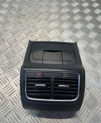 Audi A5 Sportback 8TA Rear air vent grill 8K0864376