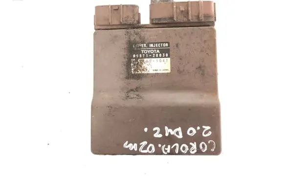 Toyota Corolla E120 E130 Fuel injection control unit/module 8987120030