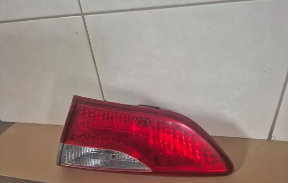 Hyundai i30 Tailgate rear/tail lights 92404A50