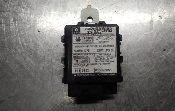 Subaru Legacy Immobilizer control unit/module 88205AE000 X1T14271M
