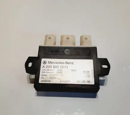 Mercedes-Benz C W205 Tailgate/trunk control unit/module A2059055211