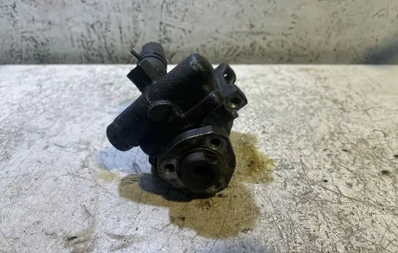 Seat Toledo II (1M) Power steering pump 1J0422154D 26066368