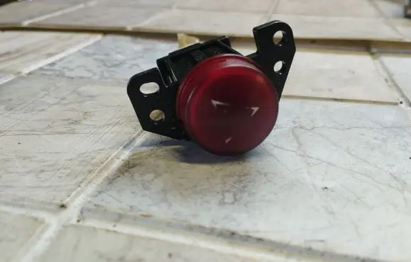 Mitsubishi Colt Hazard light switch