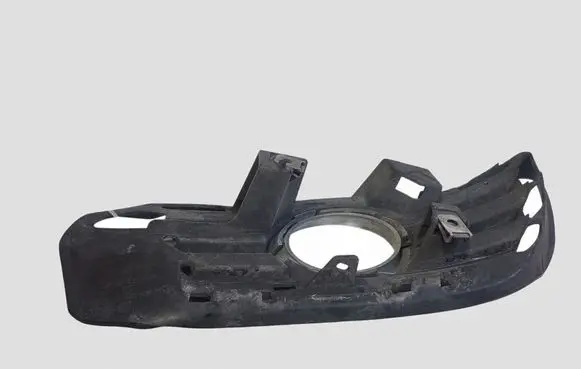 Mercedes-Benz C W204 Front fog light trim/grill A2048850123