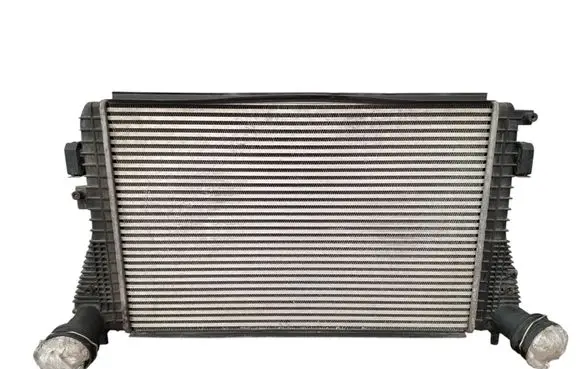 Volkswagen Golf V Intercooler radiator 1K0145803L 1K0121345E