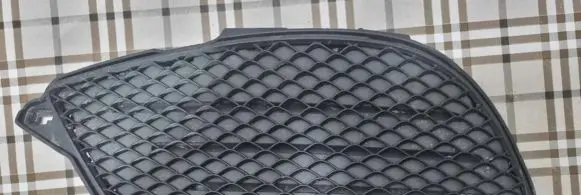 Mercedes-Benz E C207 W207 Front bumper lower grill