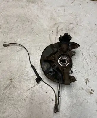 Toyota Corolla Verso AR10 Front wheel hub spindle knuckle 43211