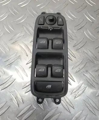 Volvo V70 Electric window control switch