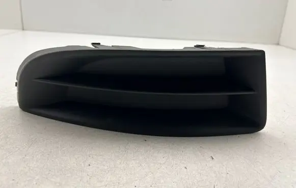 Skoda Octavia Mk2 (1Z) Front bumper lower grill 1Z0807368B 32001011 01113536600