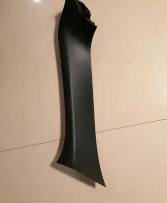 Subaru XV II Tailgate trim 94330FL060