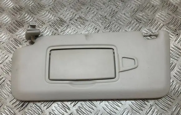 Sun visor