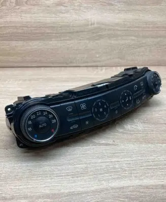Mercedes-Benz E W211 Climate control unit 2118300385 H24400055010