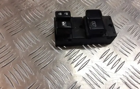 Nissan Note (E12) Electric window control switch