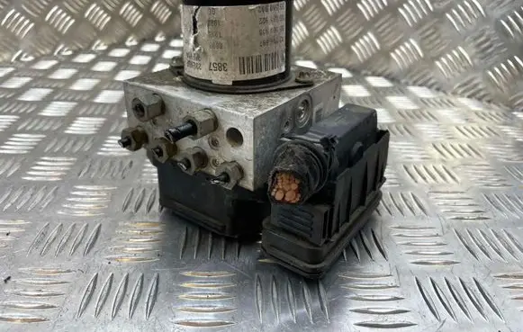 Opel Insignia A ABS Pump 13316697