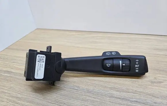 Volvo V70 Wiper control stalk 30798465